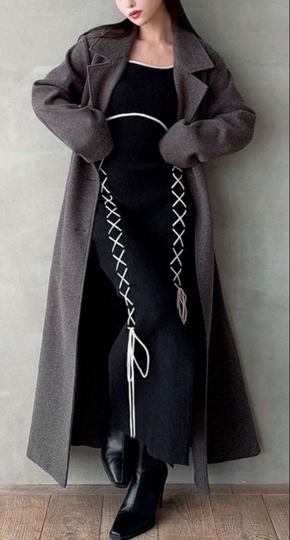 専用！新品！タグ付き！レースアップタイトニットワンピース