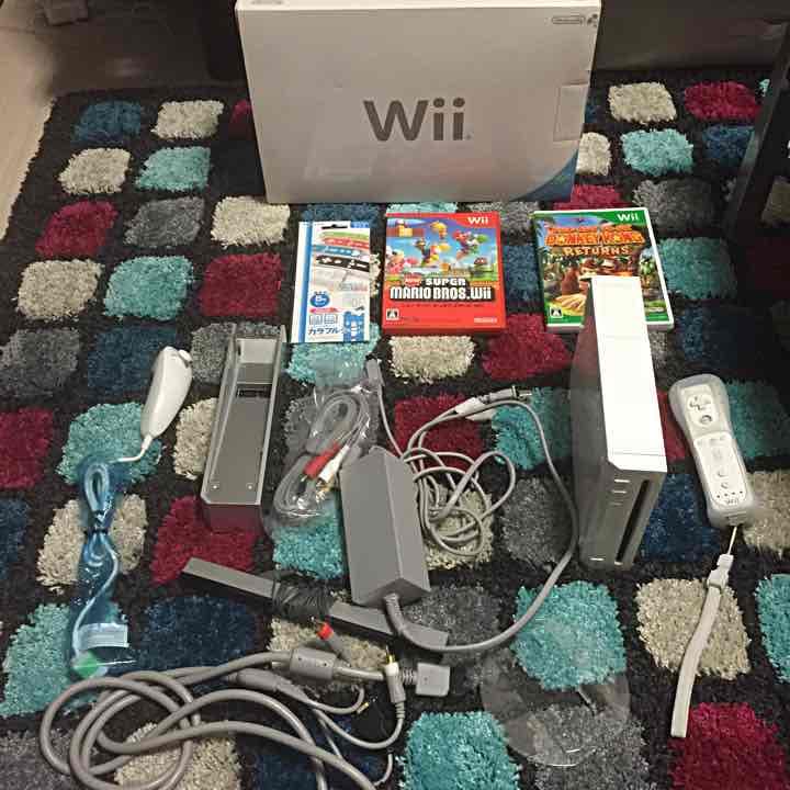 wii一式＋ソフト2本＋リモコンシート