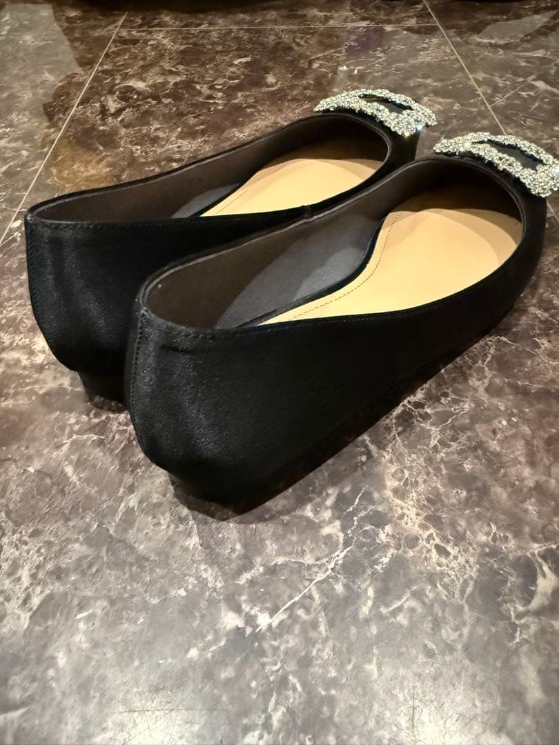 OHGA サテンビジュー パンプス 黒　24cm