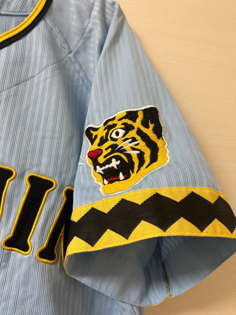 阪神タイガース　復刻ユニフォーム　青　甲子園