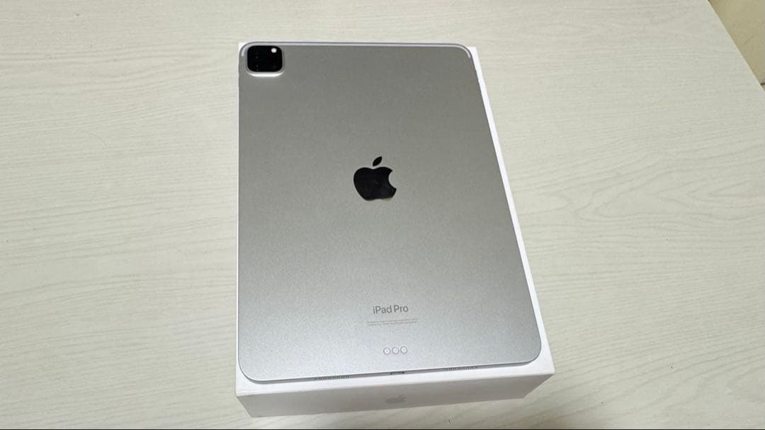 iPad Pro 11インチ 第4世代 128GB シルバー WiFi 2022