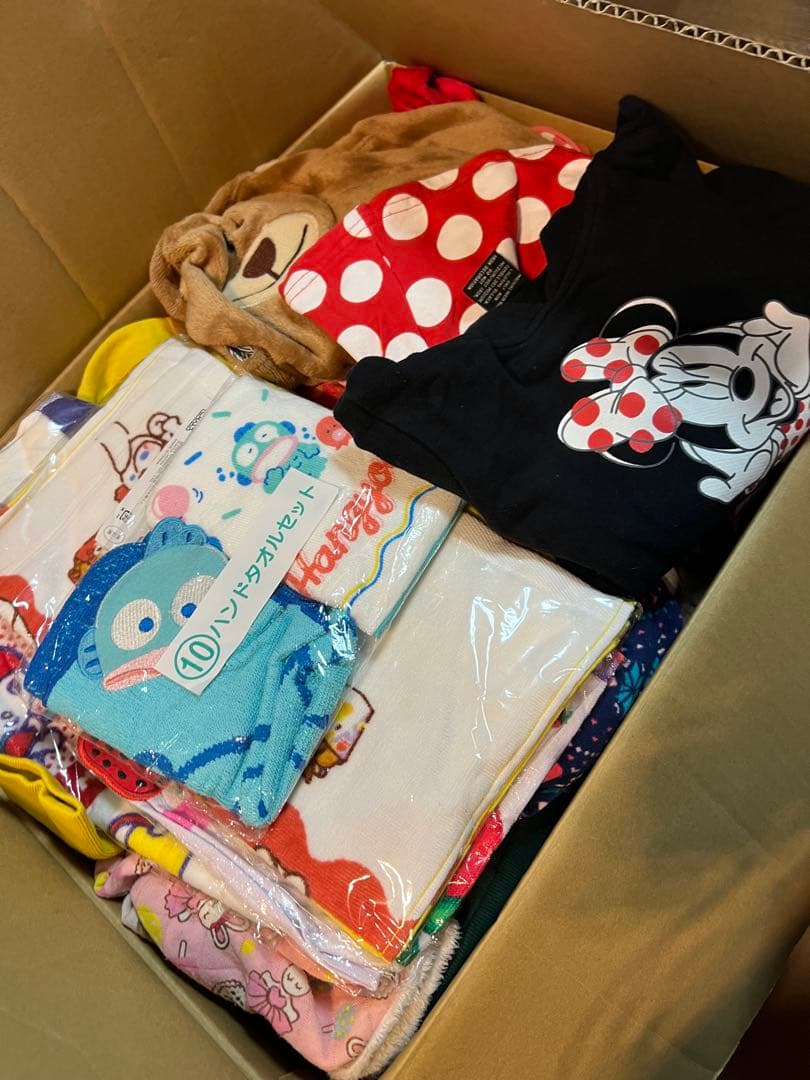 ミニーマウス Tシャツとドット柄セット