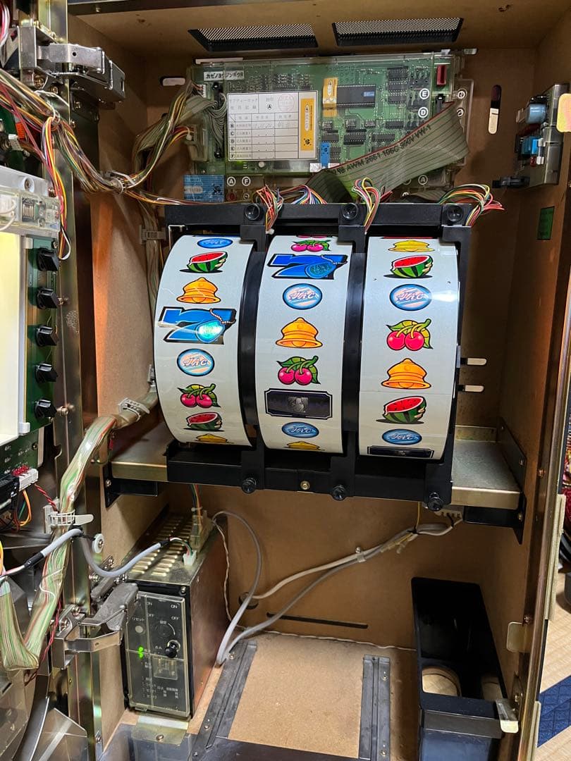 【大セール！】パチスロ実機　4号機　旋風の用心棒　不要機付き