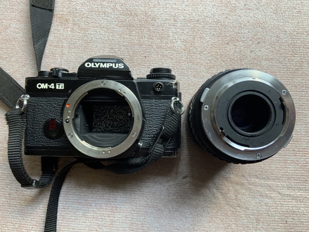 OLYMPUS OM-4 Ti 一眼レフカメラ　チタン