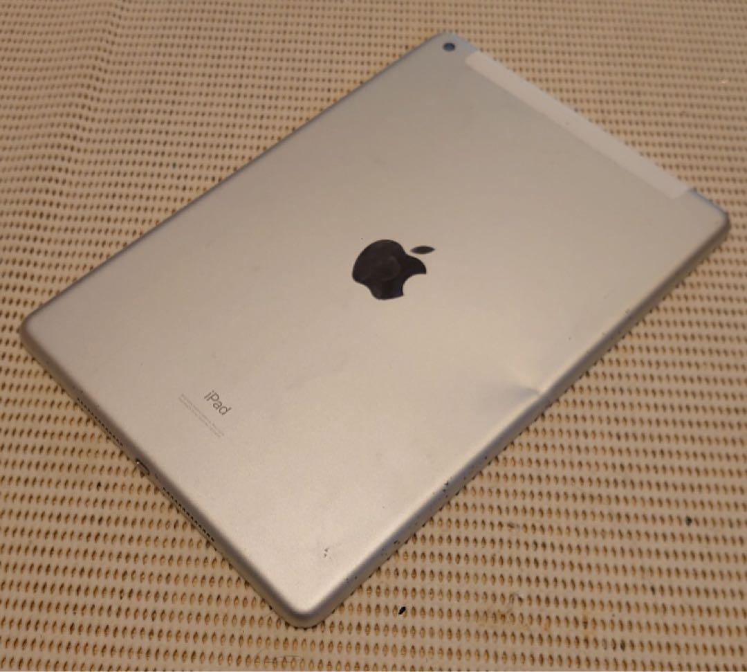 完動品SIMフリー液晶無傷iPad第7世代(A2198)本体32GB YMDFV