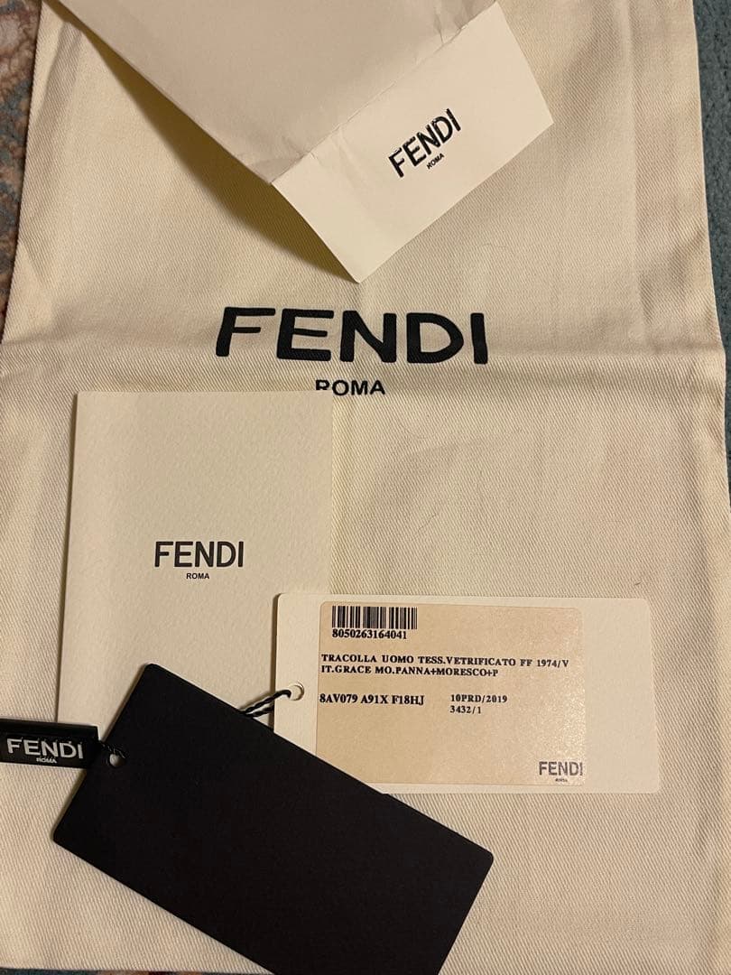 ららFENDI フェンディ　ストラップユー　ズッカ