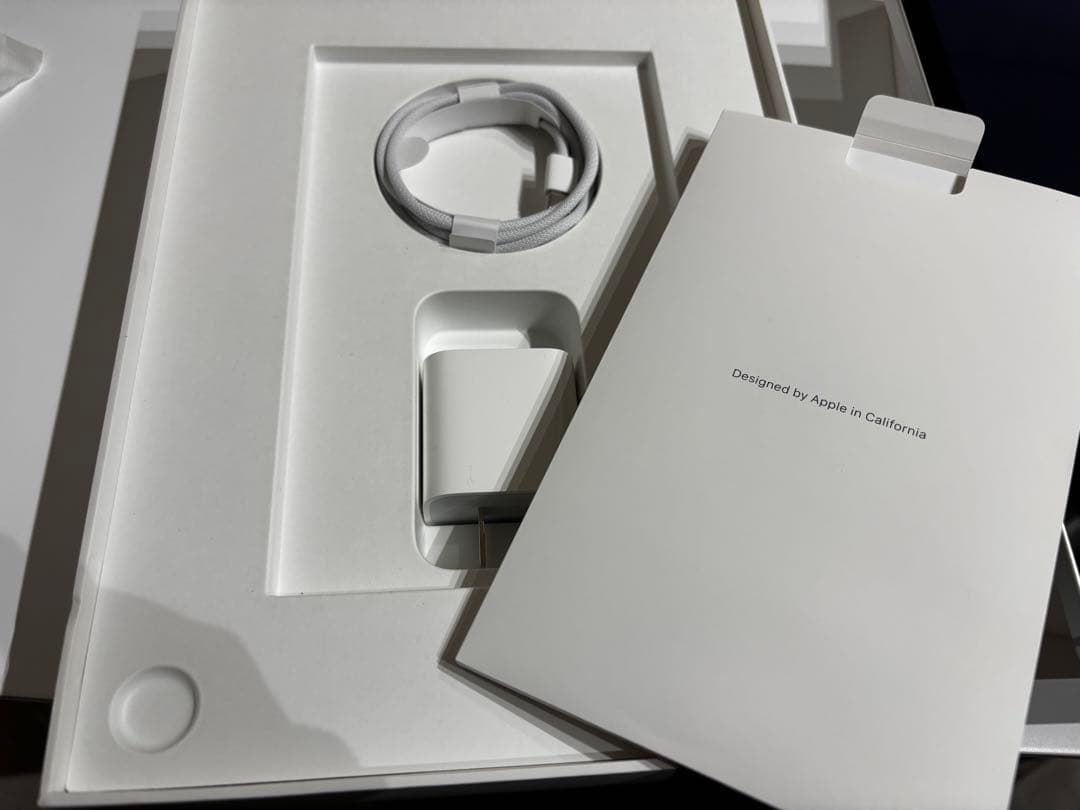 iPad A16(第11世代)128GB wifi+cellular シルバー