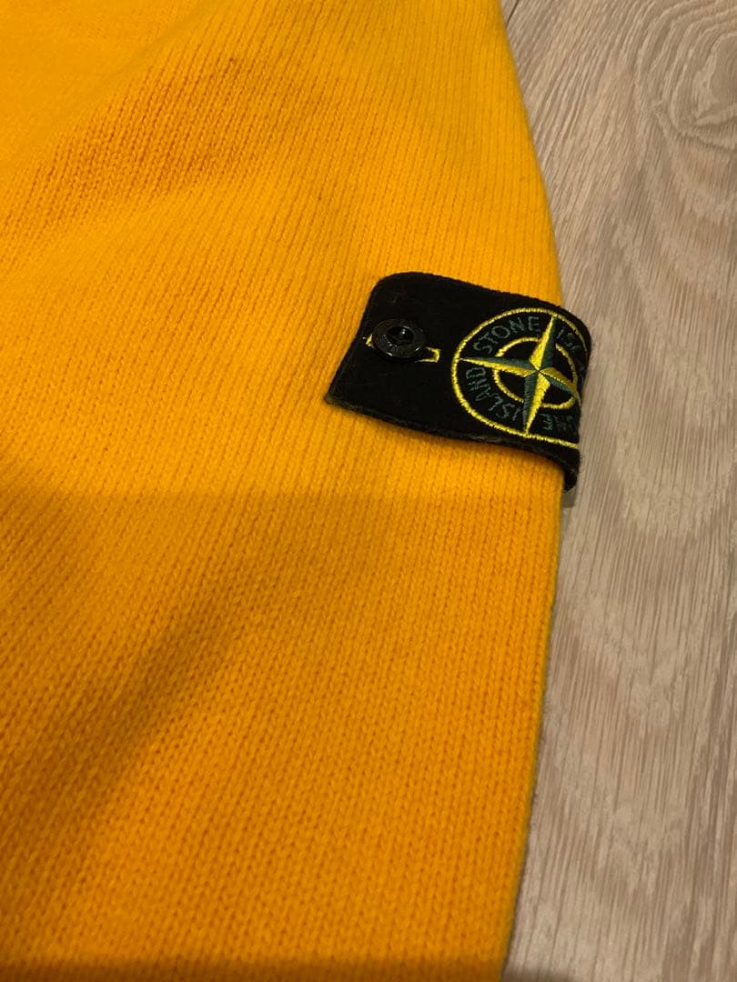 STONE  イエロークルーネックセーター　ストーンアイランド　L