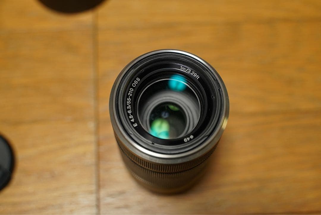 Sony E 55-210mm F4.5-6.3 OSS レンズ