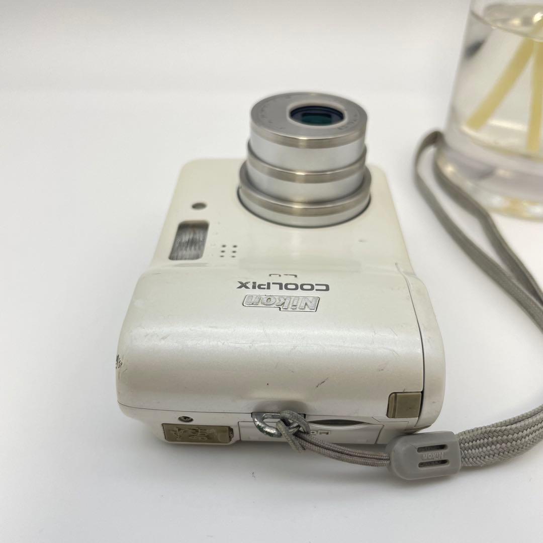 動作確認済✨Nikon coolpix L6✨スマホ転送OK 単三電池 人気の白