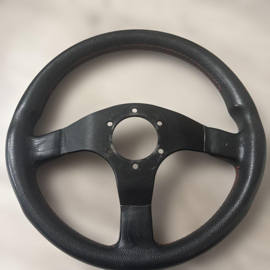 Momo tuner ステアリングホイール φ320