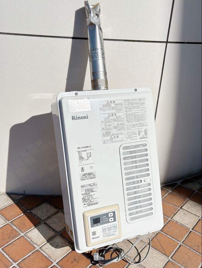 リンナイ ガス給湯器RUX-V1615SWFA都市ガス用 本体のみ｜屋外壁掛型