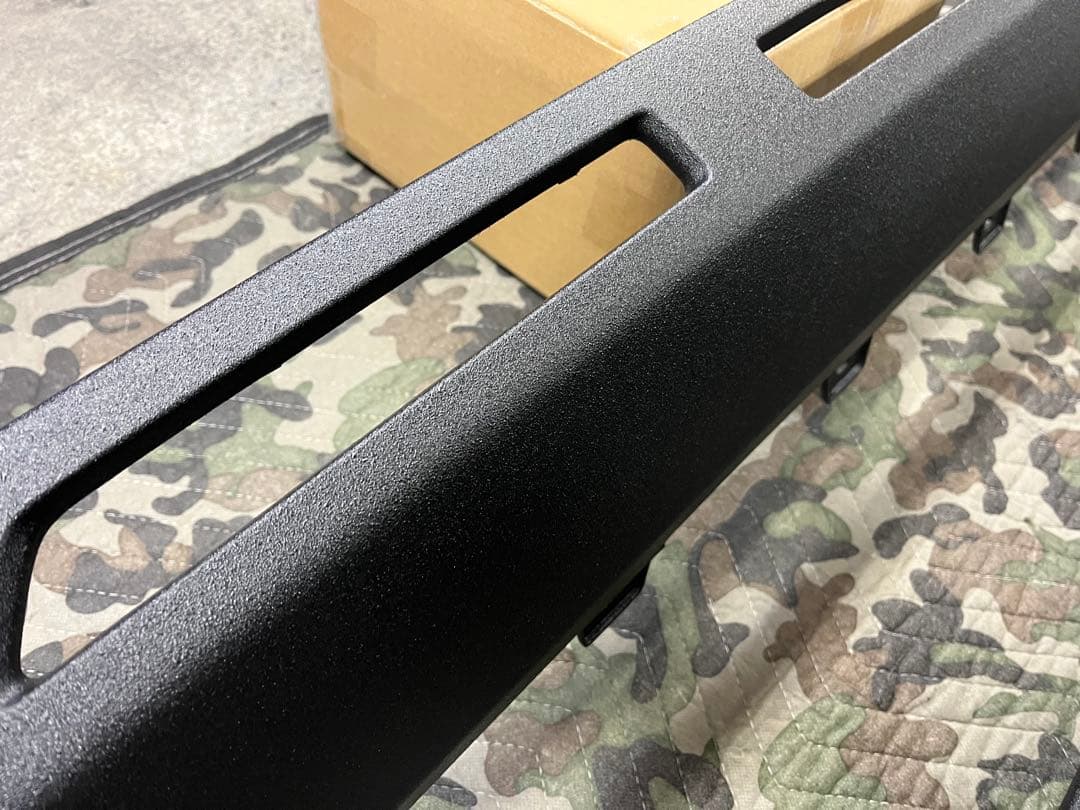 かあず様デリカD5 後期　フロントアンダーカバーリアバンパー　ラプター塗装