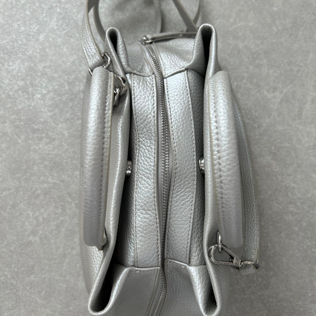 BARCOSシュリンクレザー3層ハンドバッグ　未使用品