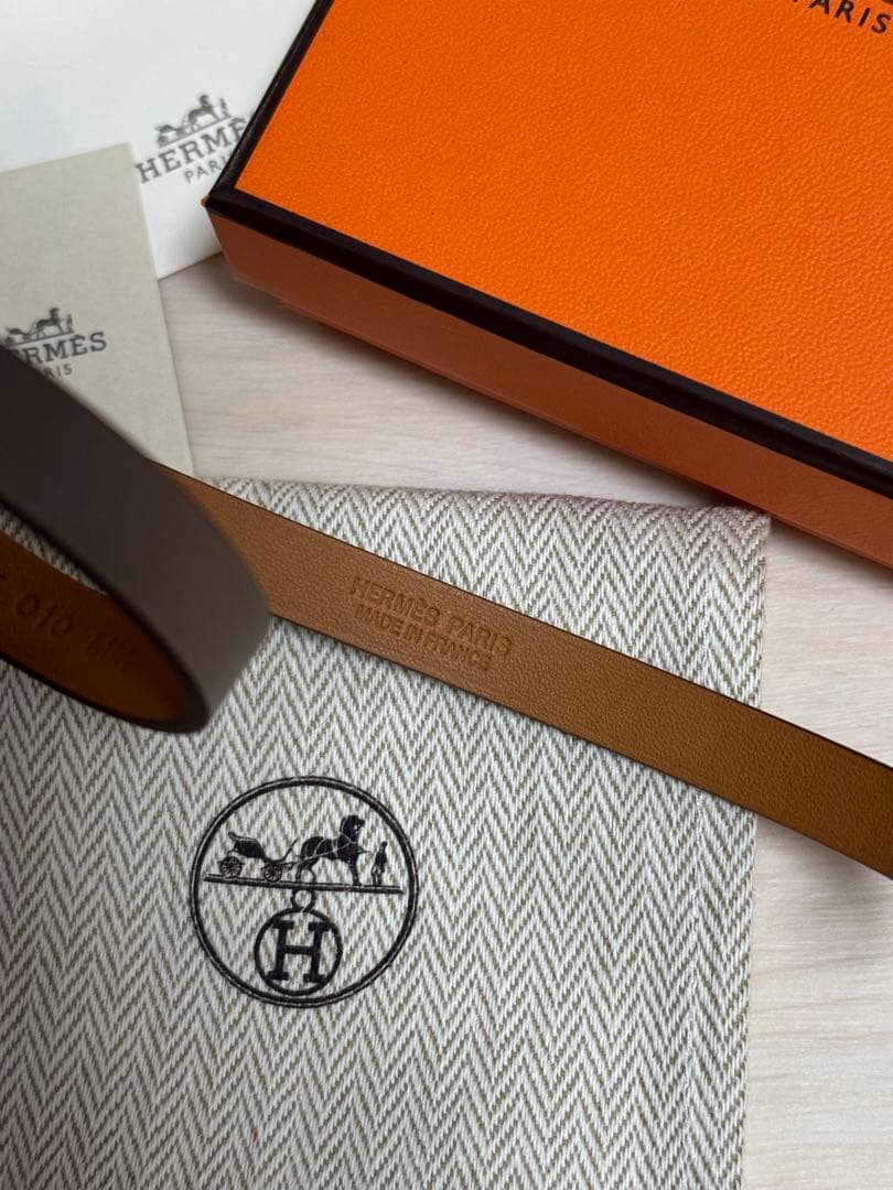 美品 エルメス レザーブレスレット ミニケリー エトゥープ ピンクゴールド T1