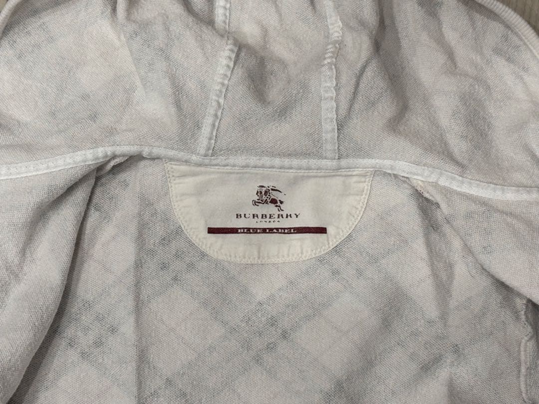 【ぽ:本日24時まで】BURBERRY チェック柄 フード付きパーカー