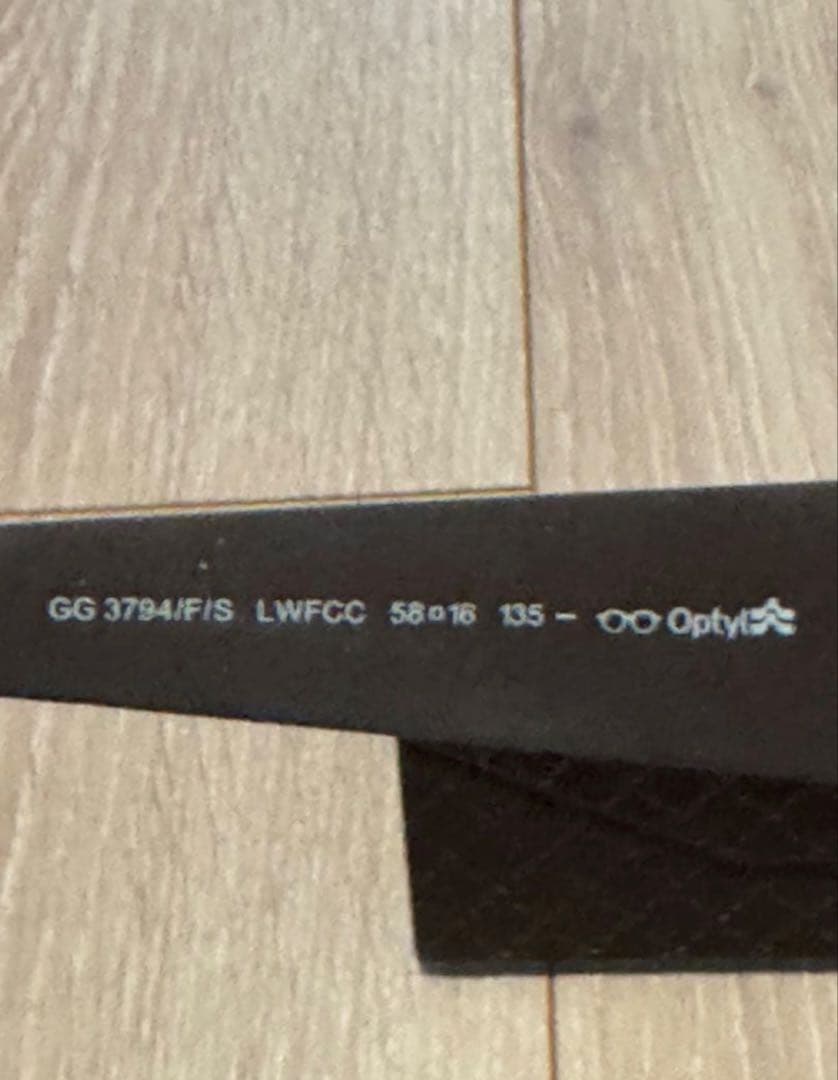 GUCCIブラウン ラウンド型サングラス ケース付き