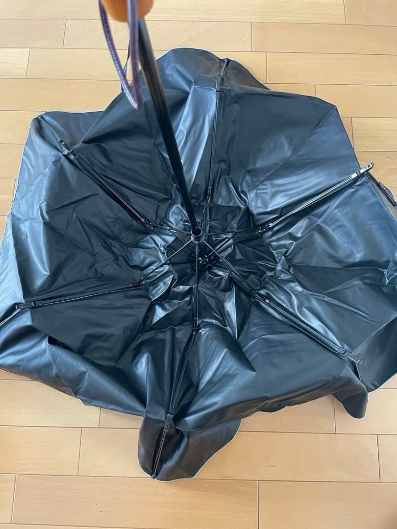 サンバリア100　3段折 / 折りたたみ日傘　水色　フロスト