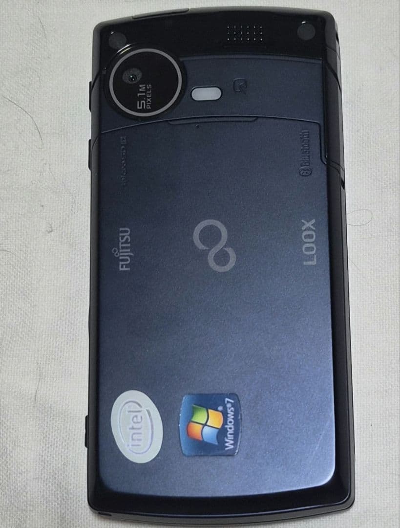 docomo F-07C スライド式携帯電話