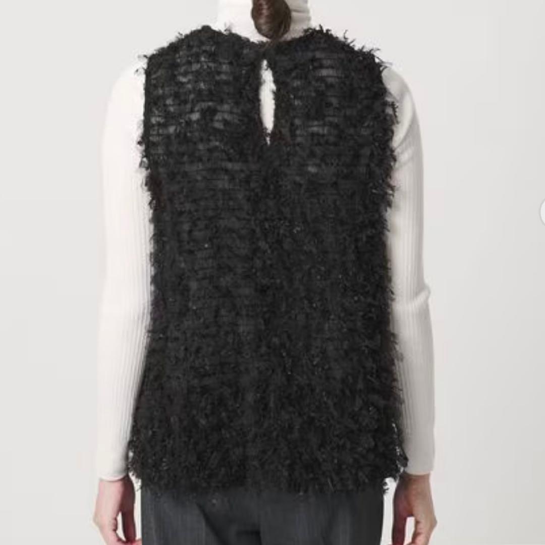 ユナイテッドアローズ ☆ ブラックファーベスト ノースリーブ