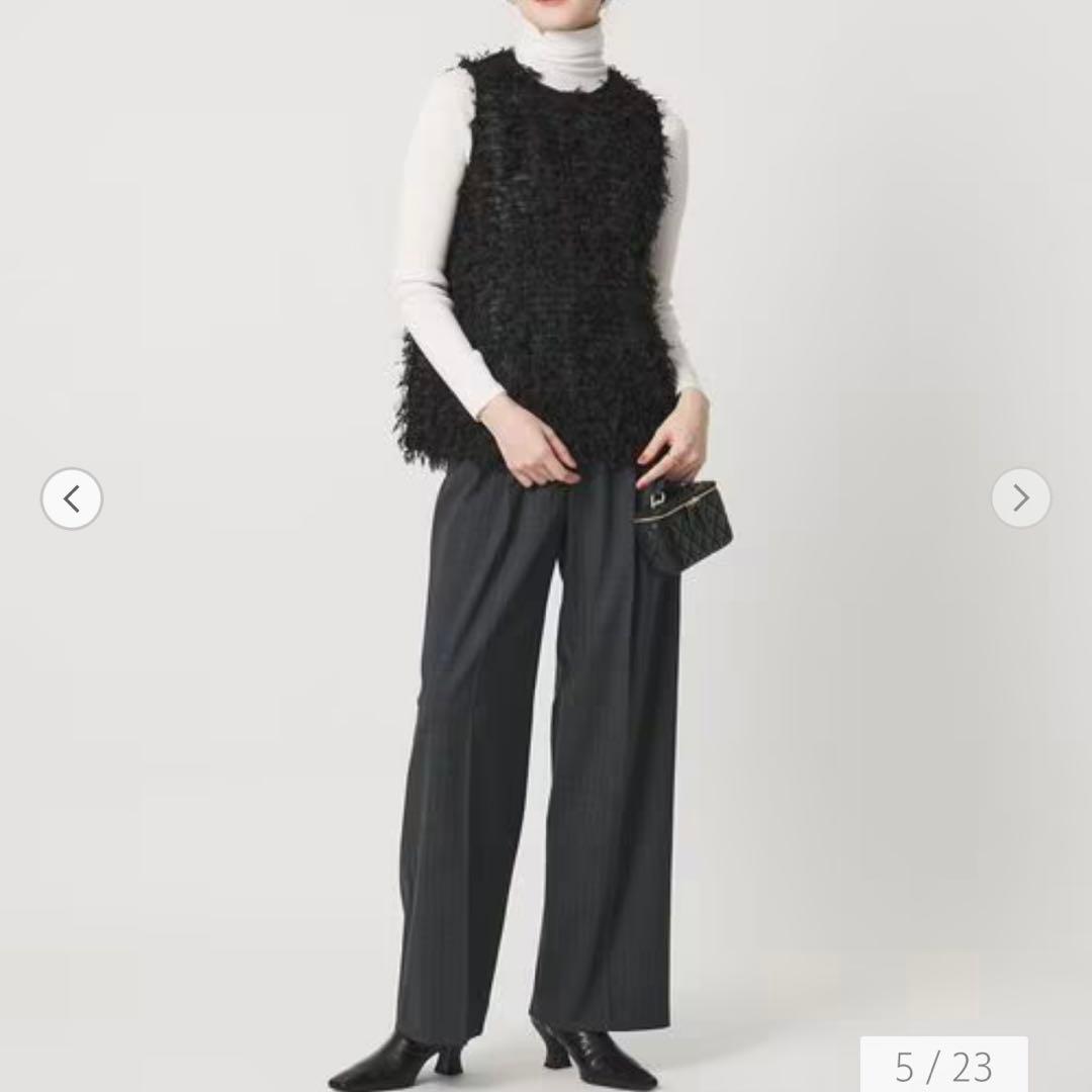 ユナイテッドアローズ ☆ ブラックファーベスト ノースリーブ