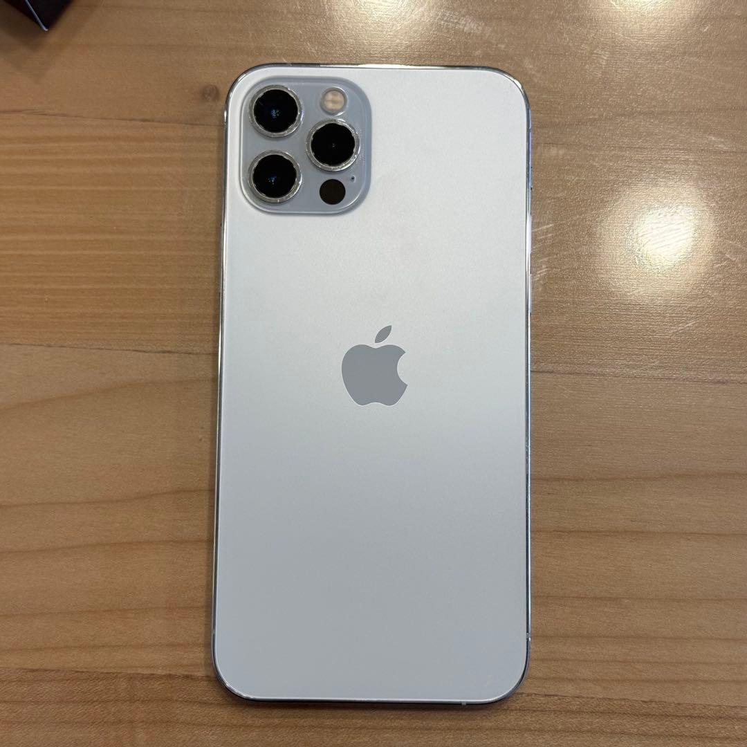 【美品】Apple iPhone 12 Pro 256GB シルバー