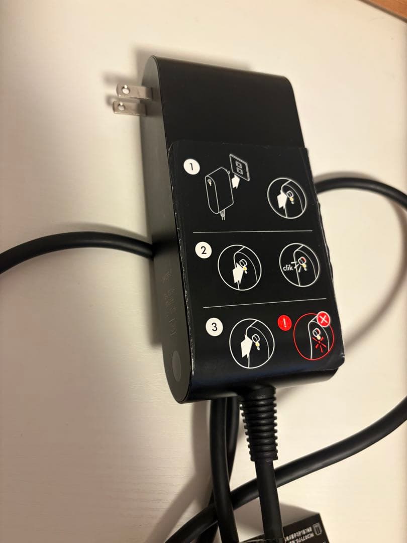 ダイソン　ヘアストレイトナー　ドライヤー　ピンク　保証期間内