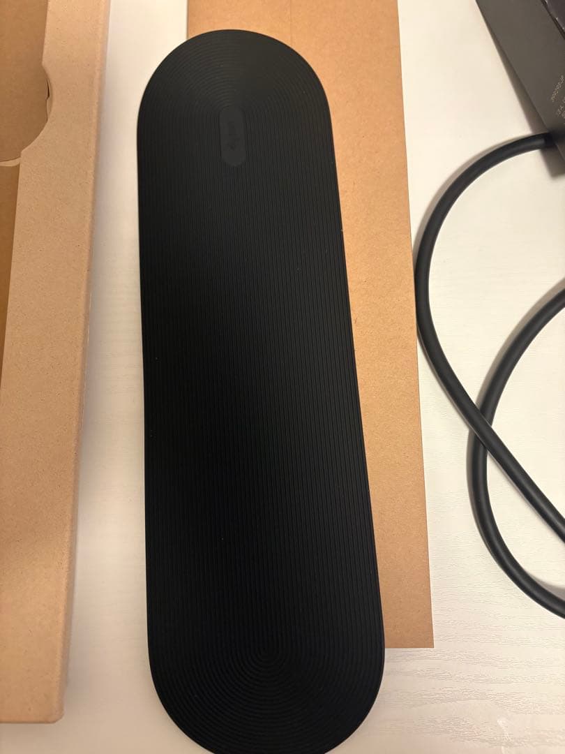 ダイソン　ヘアストレイトナー　ドライヤー　ピンク　保証期間内