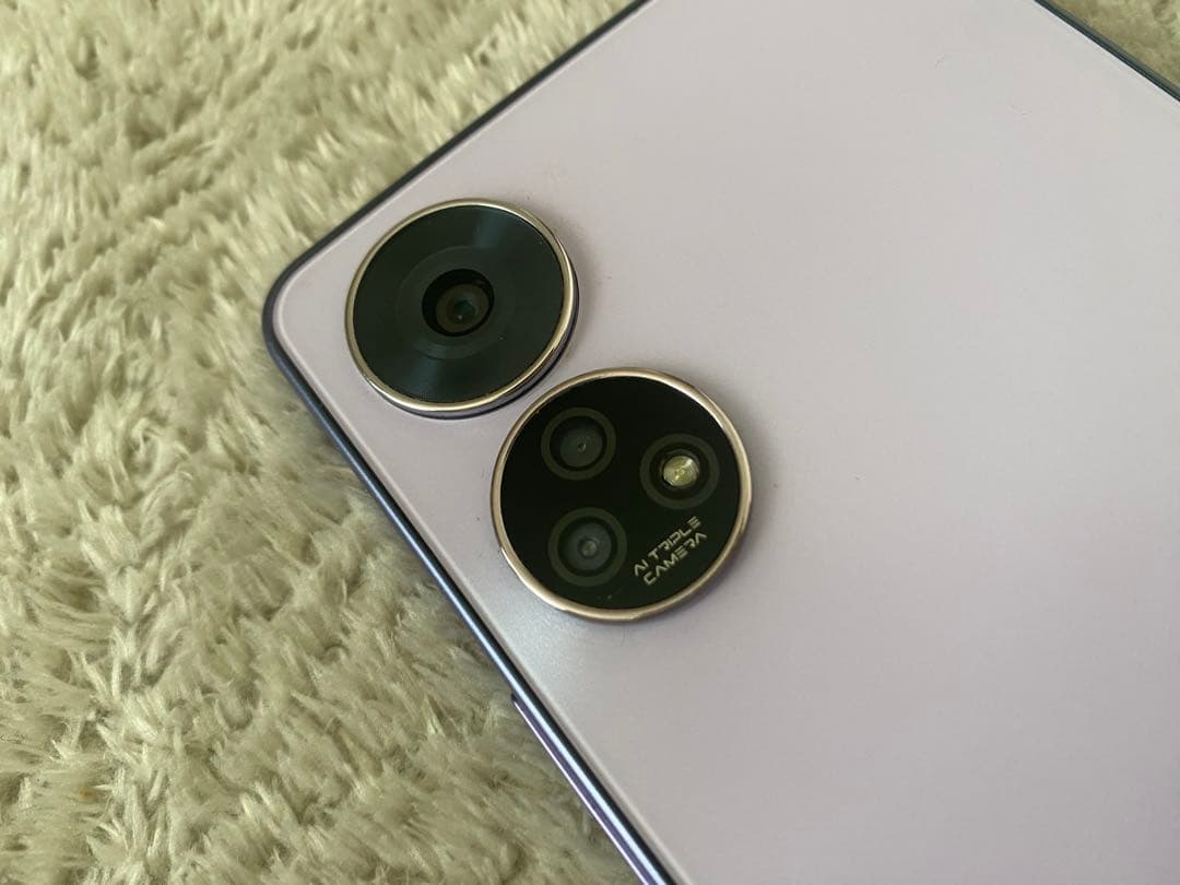 ソフトバンク　あんしんファミリースマホ　ラベンダー