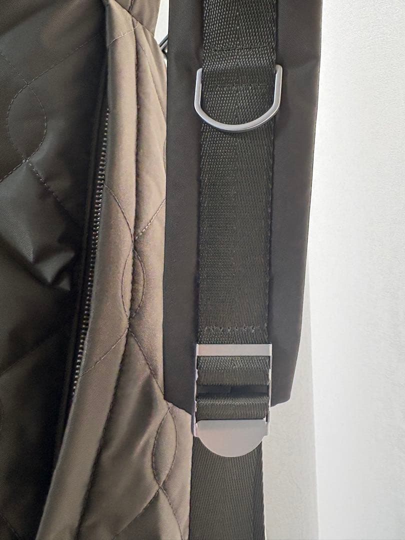 COS キルティング巾着バックパック　ワンショルダー　リュック