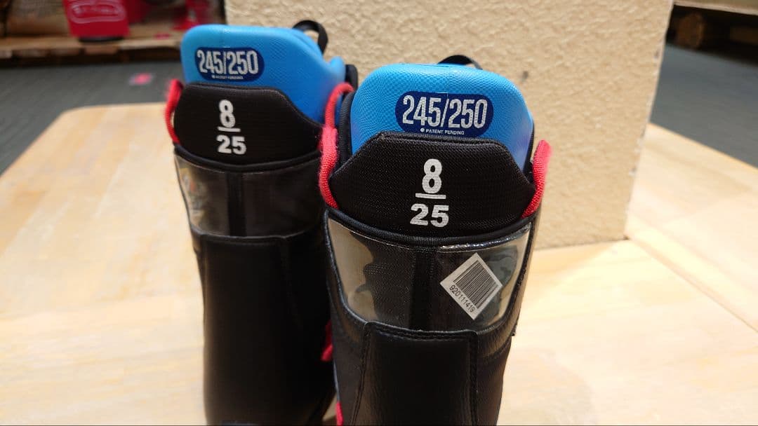 ＊BURTON スノーボードブーツ ボア ブラック/8／25　 24.5〜25