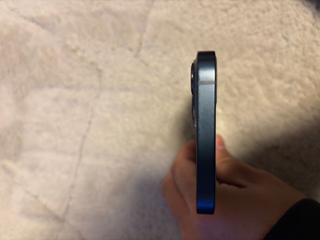 Apple iPhone 13 ブラック