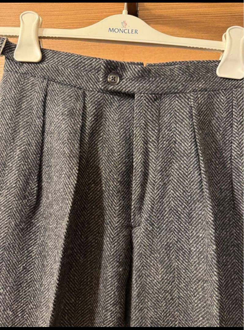 38 BERNARD ZINS グレー　ヘリンボーン　スラックス　ビームスf