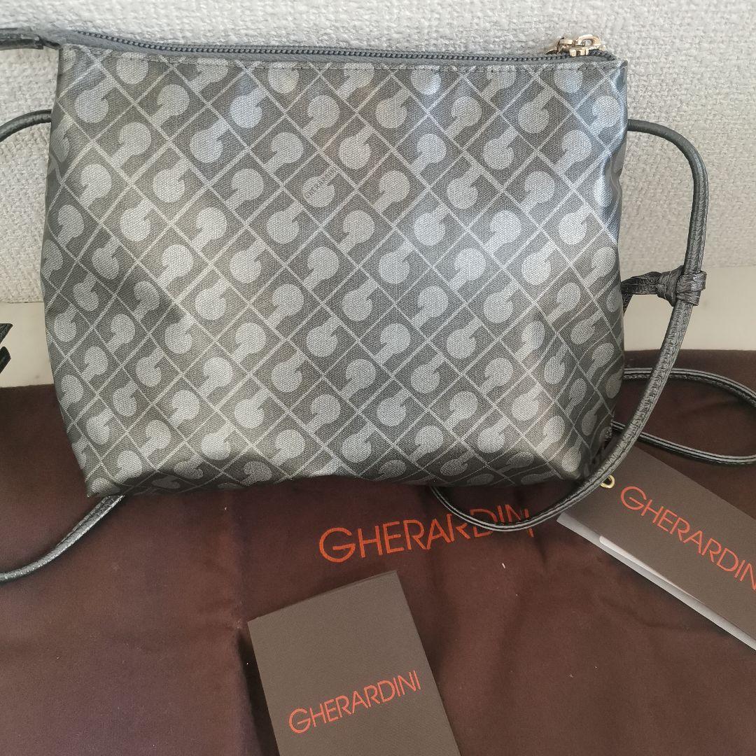 【新品・タグ付き・保存袋あり】GHERARDINI ソフティ ショルダーバッグ