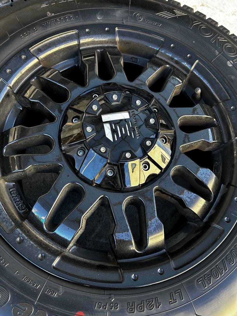 カムロードバンテックジル15インチスタッドレスタイヤセット195/70Ｒ15