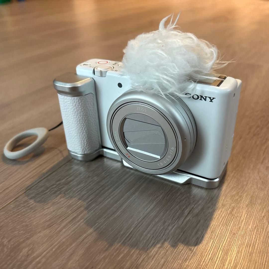 【美品】SONY VLOGCAM ZV-1 II ホワイト　ZV-1M2