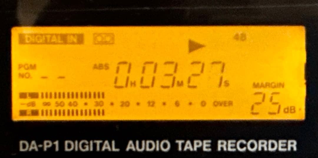 TASCAM プロ用ポータブルDATの名機　DA-P1 整備動作品