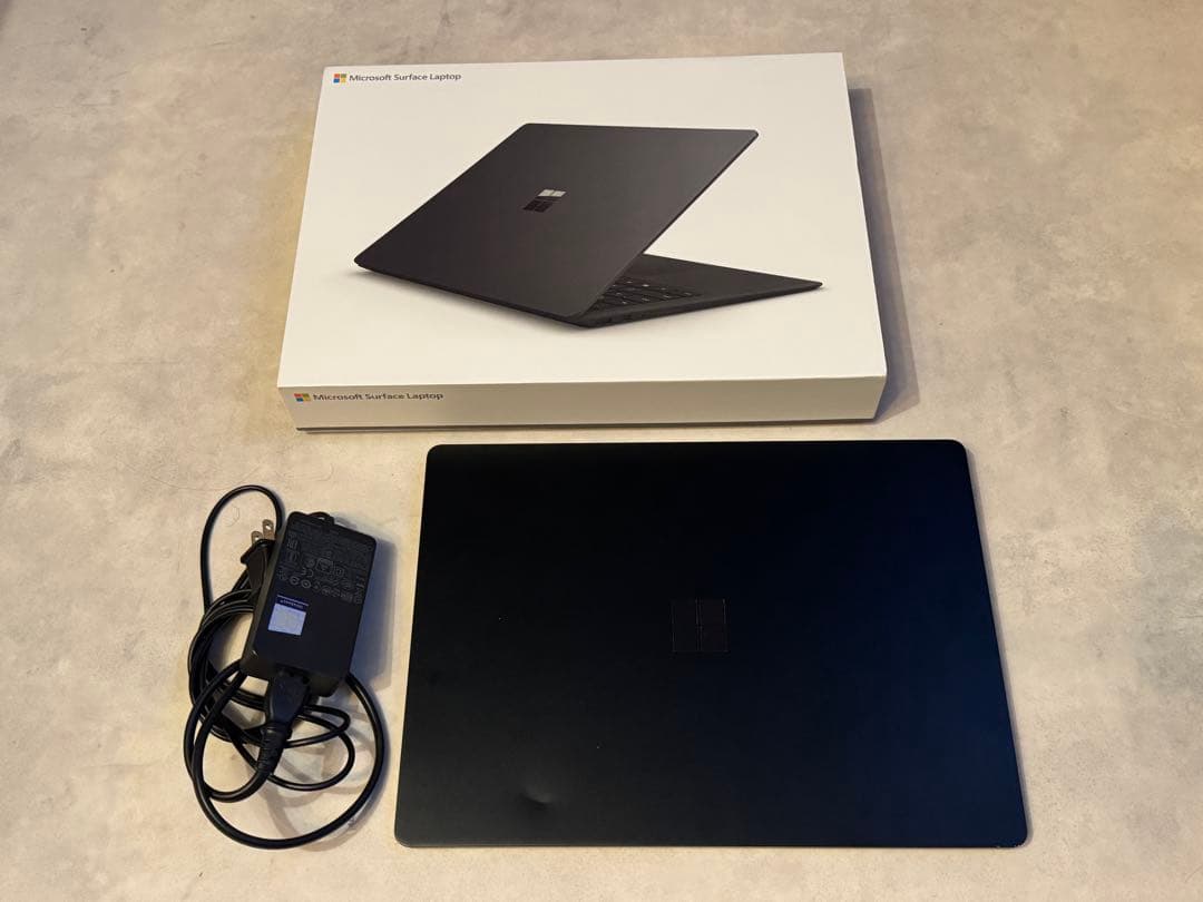 Microsoft Surface Laptop2 13.5インチ corei7