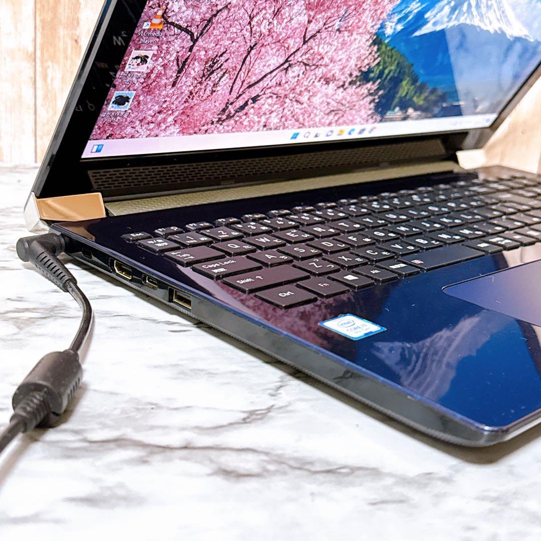 Windows11✨高性能i7＆爆速SSD/メモリ8GB✨カメラ✨ノートパソコン