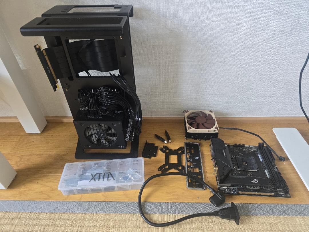 ROG ITX 自作PCケースセット（CPU・GPU・メモリ・ストレージなし）