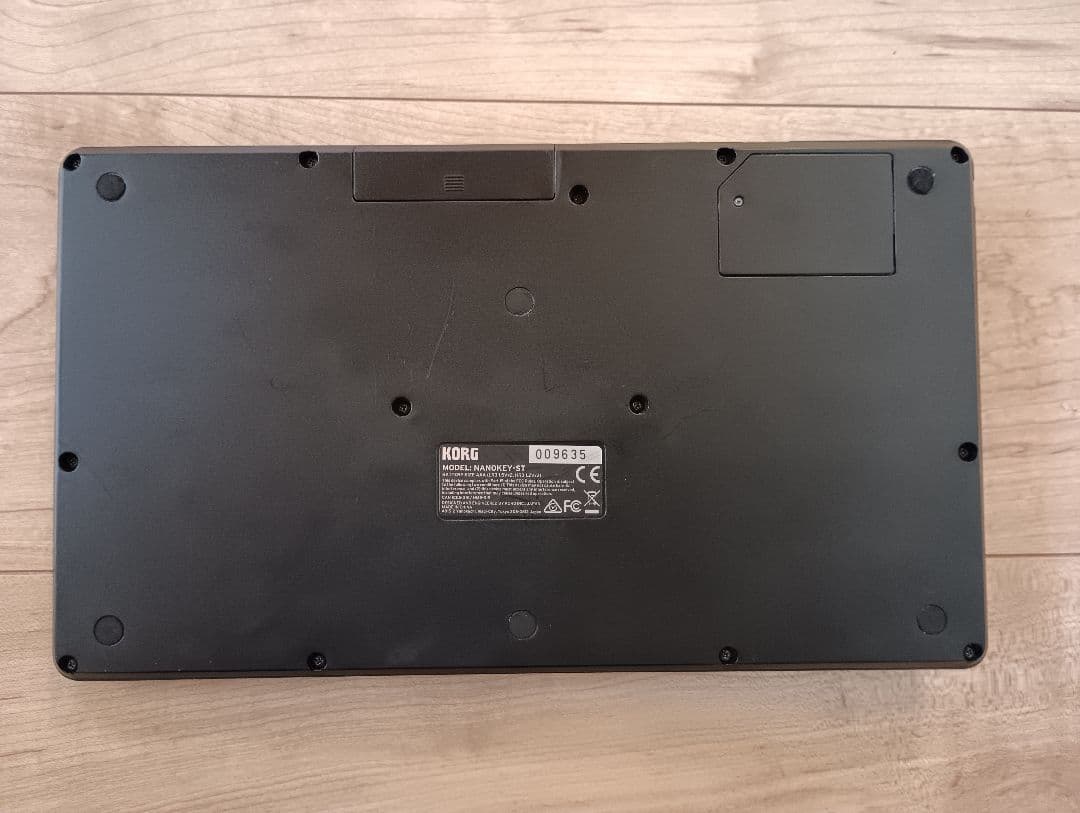 KORG nanoKEY Studio MIDIコントローラー