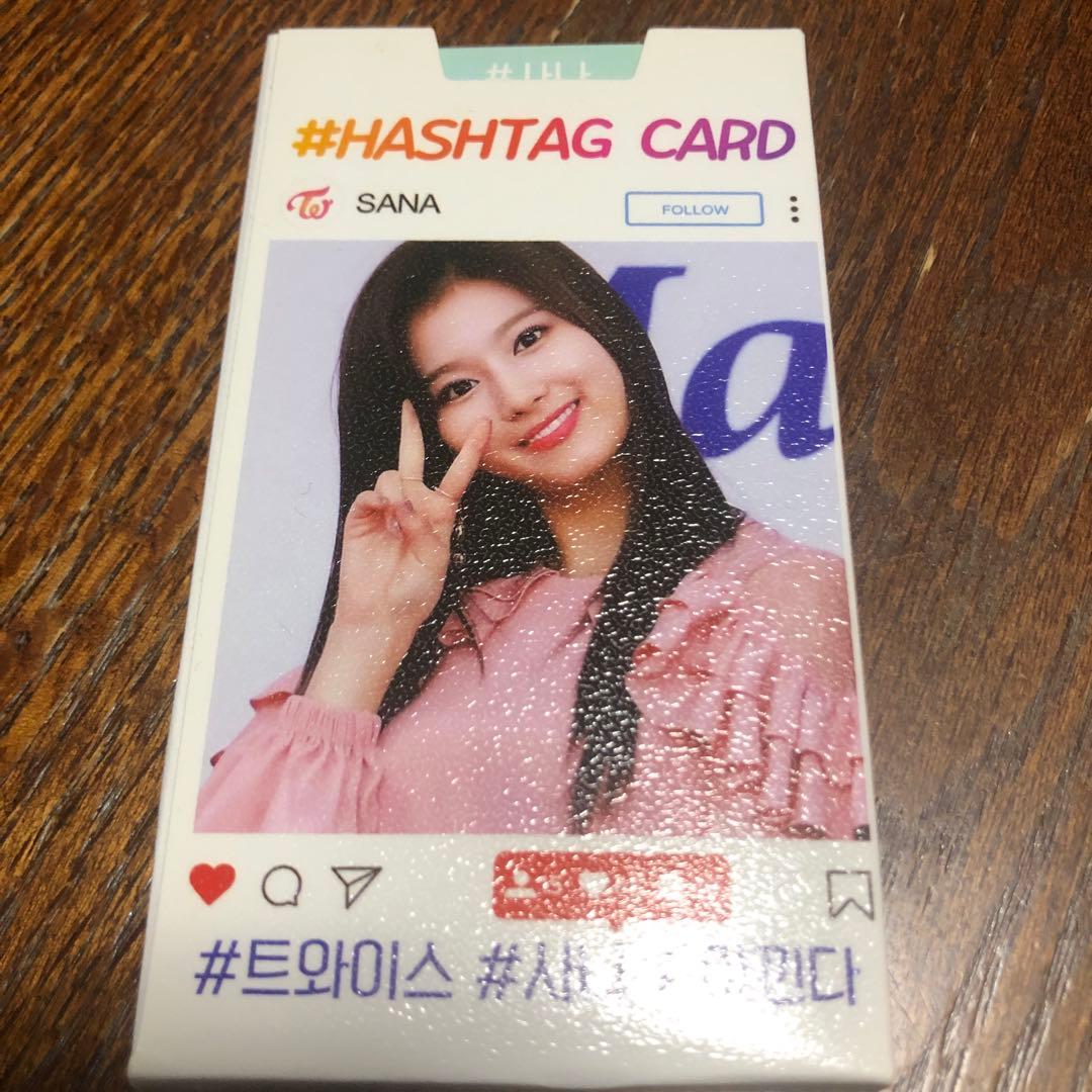 TWICE 缶バッジ・絆創膏・雑貨・カードいろいろまとめ売り