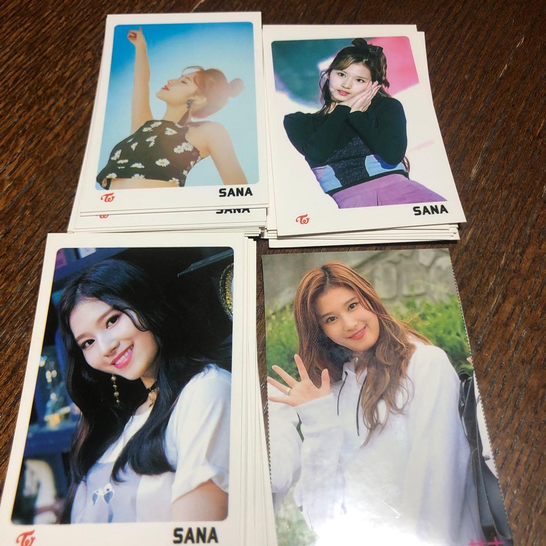 TWICE 缶バッジ・絆創膏・雑貨・カードいろいろまとめ売り