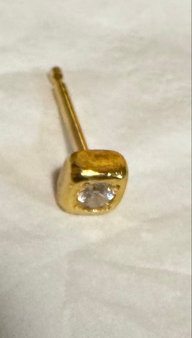 E*y様 Bonanza K22 ダイヤモンドピアス 片耳