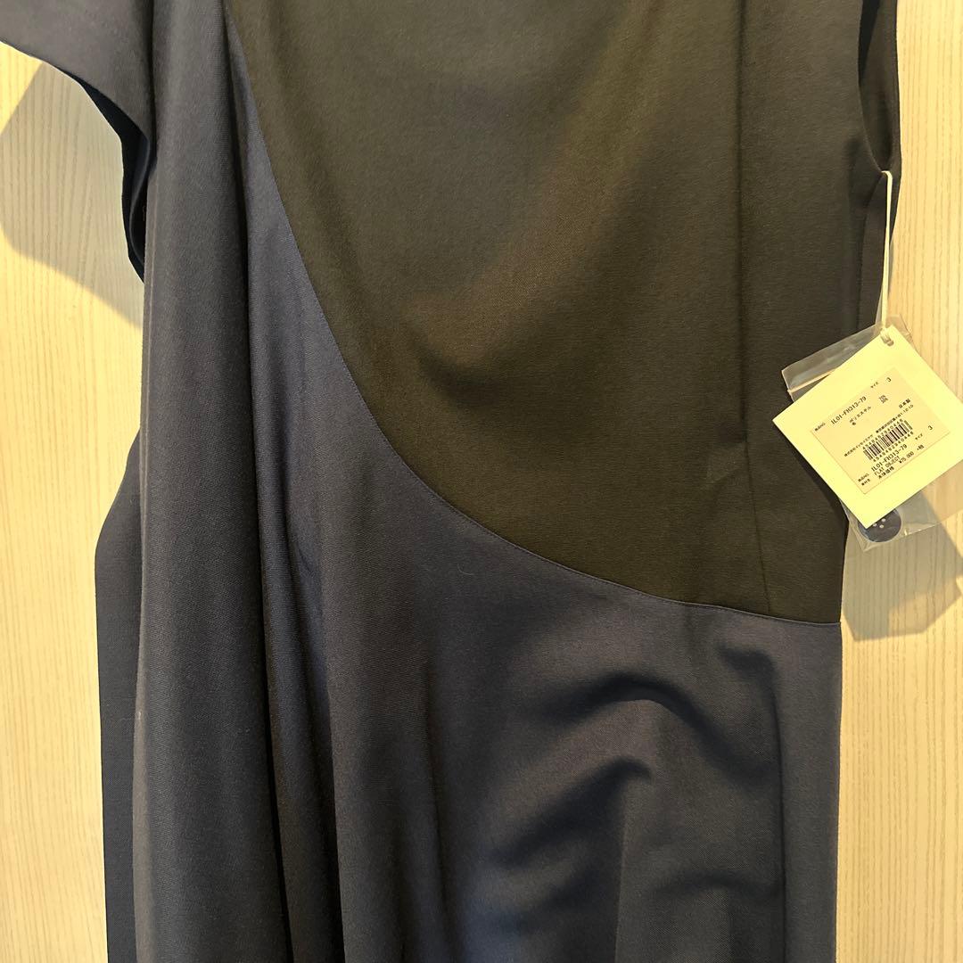イッセイミヤケ　ワンピース　ネイビー✖️ブラック　size 3