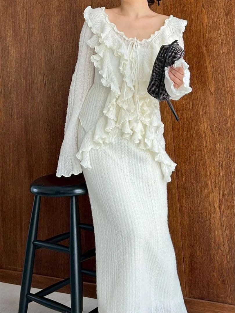 新品タグ付♥️定価以下 SNIDEL ラッフルデザインニットプルオーバー