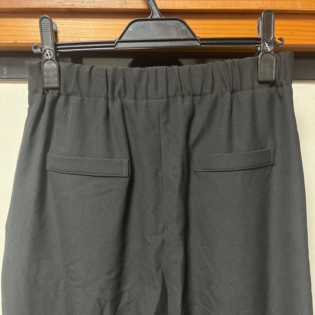 新品未使用タグ付き❣️FRICOT PLUS パンツ　サイズM(38)