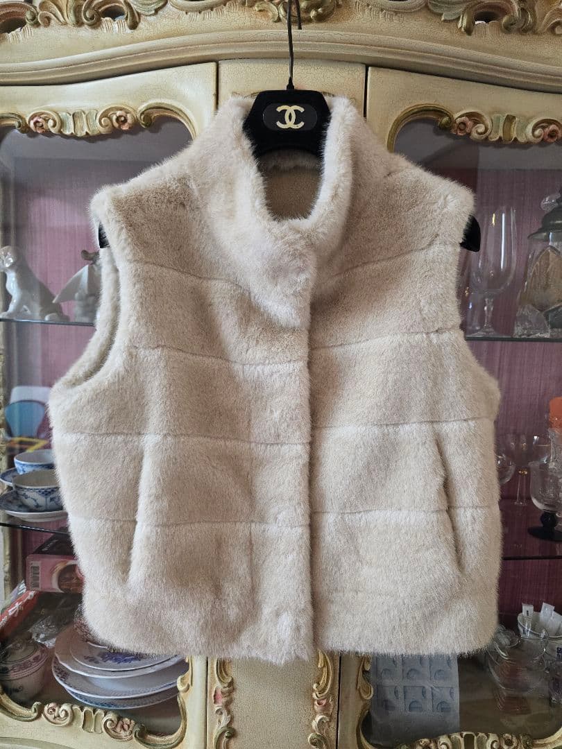 ミンクタッチ フェイクファー ブルゾンベスト ベージュ