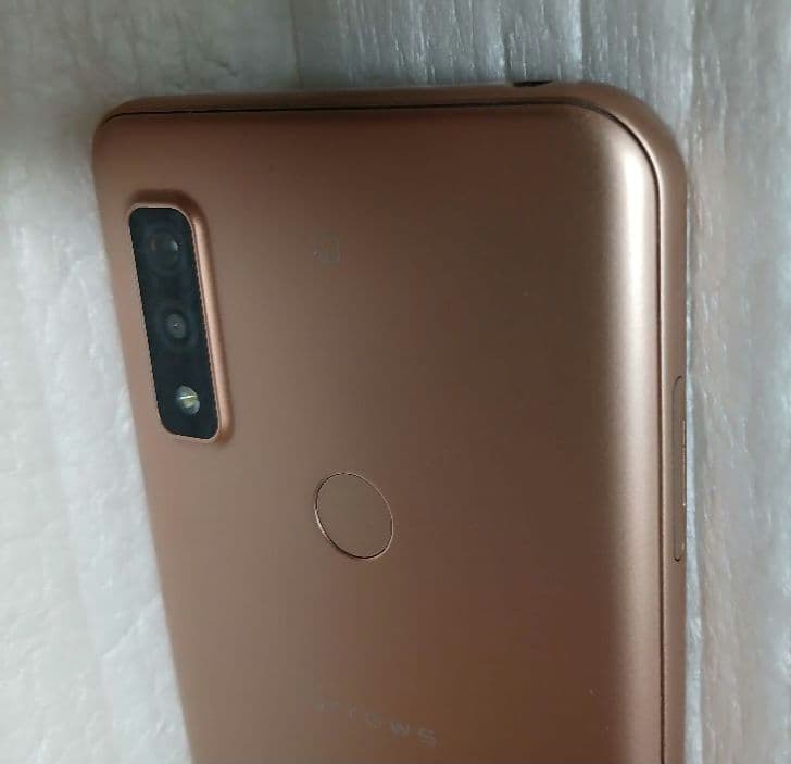 【美品 SIMフリー】arrows We