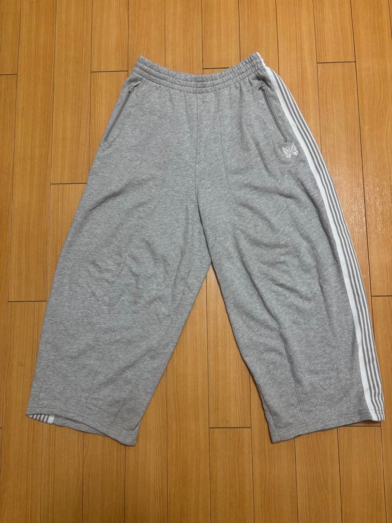 セール中　ニードルス　トラックパンツ